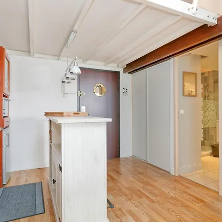 Face Et Piscine Appartement *