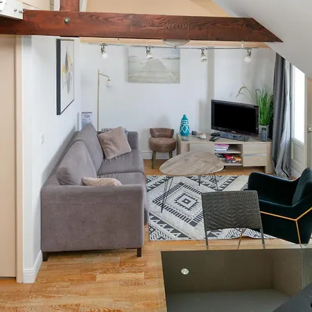 Face Et Piscine * Le Croisic