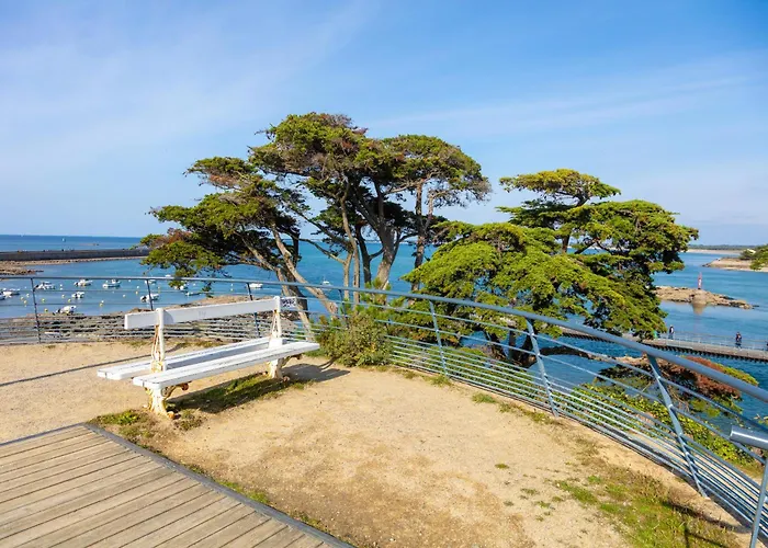 Face Et Piscine Apartmán