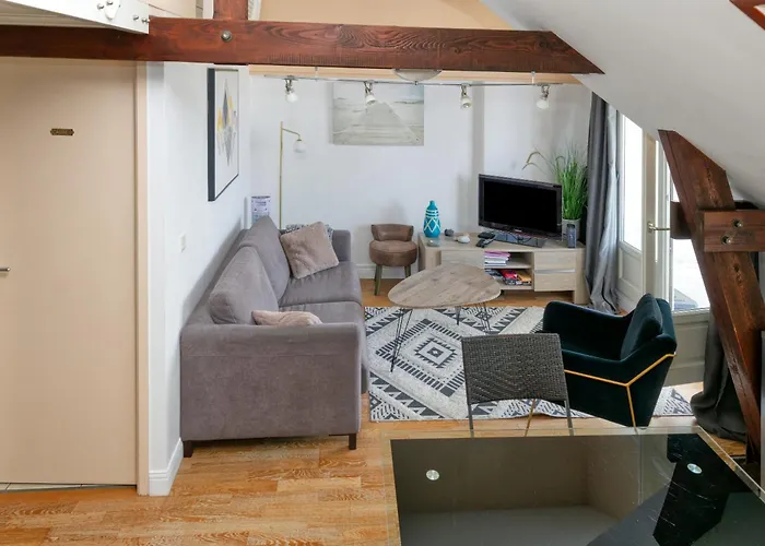 Face Et Piscine * Le Croisic